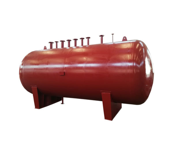  Steam storage tank  