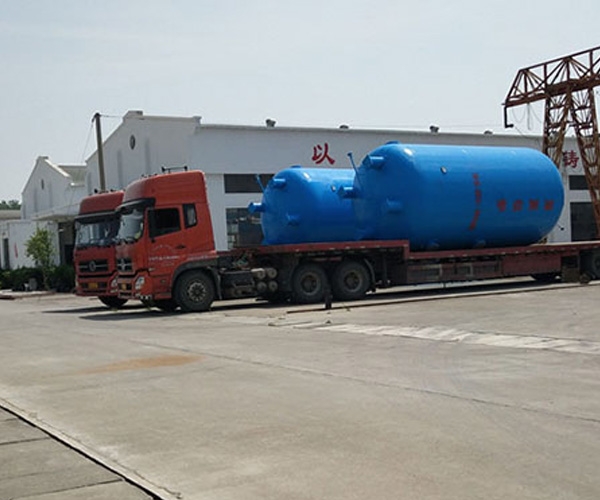  Pressure vessel oil storage tank