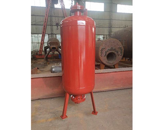  Vertical air storage tank